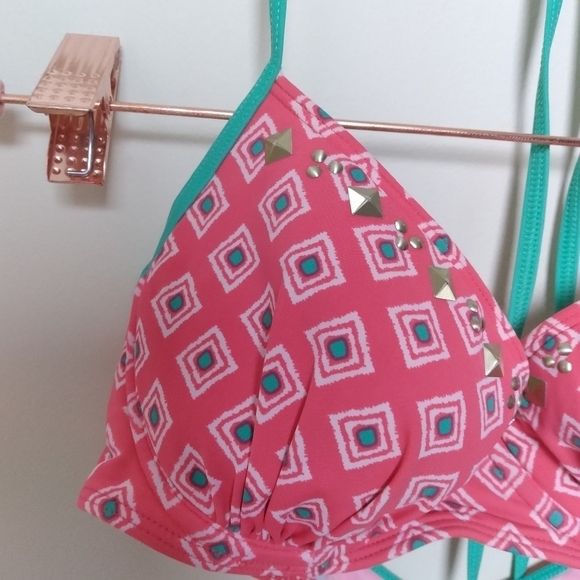 Hollister Coral Studded Geometric Print Halter Push Up Bikini Top Size Medium - Picture 6 of 8